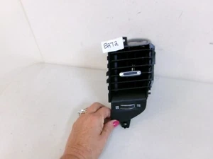2019-23 Dodge Ram 1500 2500 RH Center Air Vent - Picture 1 of 2