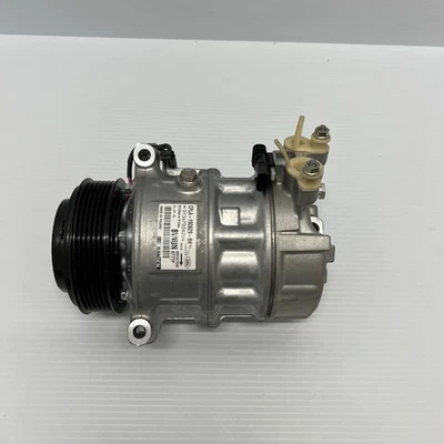 Genuine Jaguar Compressor Assy c2d56291 - Image 1 of 4