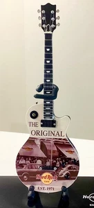 HARD ROCK CAFE THE ORIGINAL LONDON OLD PARK LANE MINI CITY GUITAR W/ STAND & BOX - Picture 1 of 13