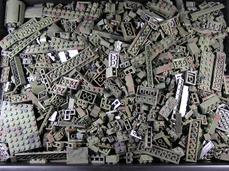 Mega Construx Call of Duty Camo Green Parts Blocks Plates Mixed Lot - Image 1 of 2