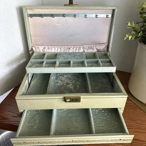 Mele Vintage Light Green Jewelry Box 3 Tiers Accordion Style Blue Green Velvet - Picture 1 of 9