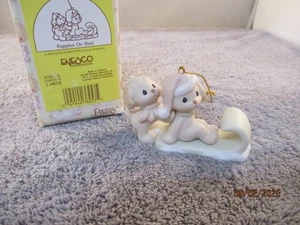 MOMENTI PREZIOSI CUCCIOLI SU SLITTA PORCELLANA ORNAMENTO NATALE 1997 #272892 - Foto 1 di 2