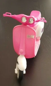VESPA MOTORINO SCOOTER BARBIE ROSA OTTIME CONDIZIONI PRIMO MODELLO SENZA SCATOLA - Foto 1 di 7