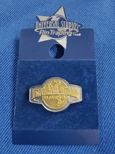 PIN SOLAPA RARO CLÁSICO UNIVERSAL STUDIOS FLORIDA LOGO UNIVERSAL STUDIOS - Imagen 1 de 2