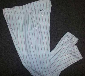 PHILADELPHIA PHILLIES TEAM AUSGESTELLT IM SPIEL GEBRAUCHTE AUTHENTISCHE MAJESTÄTISCHE BASEBALLHOSE - Bild 1 von 2