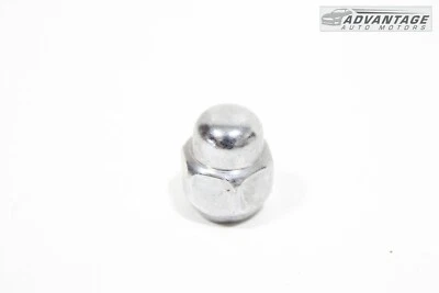 HYUNDAI ELANTRA 2021-2023 TRACCIÓN DELANTERA LLANTA TUERCA PERNO CROMO PLATA OEM Foto 1 de 4