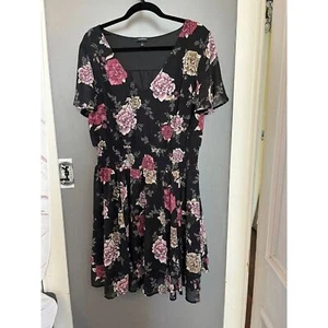Torrid size 1 black Floral Dress - Picture 1 of 5