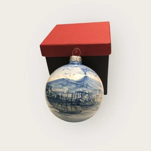 Palla di natale in ceramica Artistica Saco Golfo di Napoli e Vesuvio 2017 Ø 9 cm - Foto 1 di 14