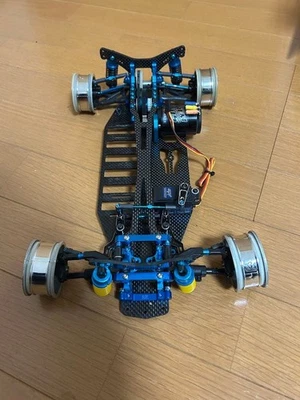 Tamiya TRF416 RWD Drift Car 1/10 with 10.5T Brushless Motor & Servo - Image 1 of 4