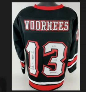 Von Ari Lehman signiertes individuelles Hockey-Trikot von Jason Voorhees "Kill for Mother!" mit JSA - Bild 1 von 6