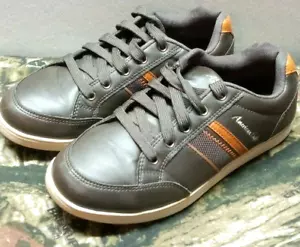 PRE-OWNED AMERICAN EAGLE BROWN CASUAL BOYS YOUTH SIZE 5 SHOES NON MARKING - Picture 1 of 4