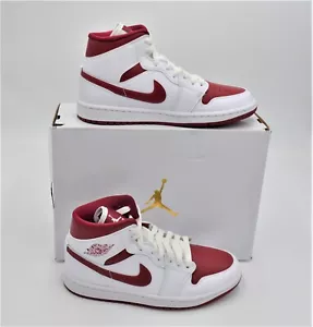 NEU Nike Air Jordan 1 MITTLERE DAMEN GRÖSSE 7,5 SCHUHE REVERSE CHICAGO ROT BQ6472-161 - Bild 1 von 6