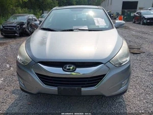 Wash Reservoir Fits 10-13 TUCSON 958282 - Picture 1 of 12