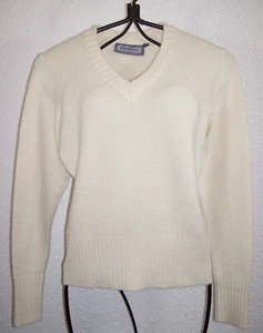 Damen Pullover V-Ausschnitt ACTUAL BASICS, Größe M --- (PF_115) - Bild 1 von 3