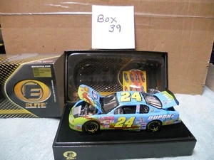 1/24 RCCA Elite nascar #24 Dupont 2002 Looney Tunes Rematch - Picture 1 of 3