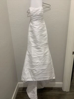Alfred Angelo Wedding Dress/Gown  With Vail Size 6 - Image 1 of 4
