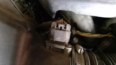 Medidor de flujo de aire de inyección de combustible usado se adapta a: Chevrolet Cobalt 2005 2,4 grado A Foto 1 de 4