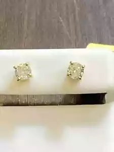 1.06  Carat TW Natural Diamond Earrings in 14K Yellow Gold - Screw Back - Picture 1 of 8