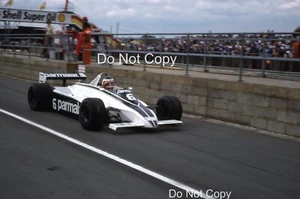 HECTOR RABHAM BT49 35 MM SCHIEBE BRITISH GP 1981 TRANSPARENZ IN AUTOGRUBEN - Bild 1 von 3