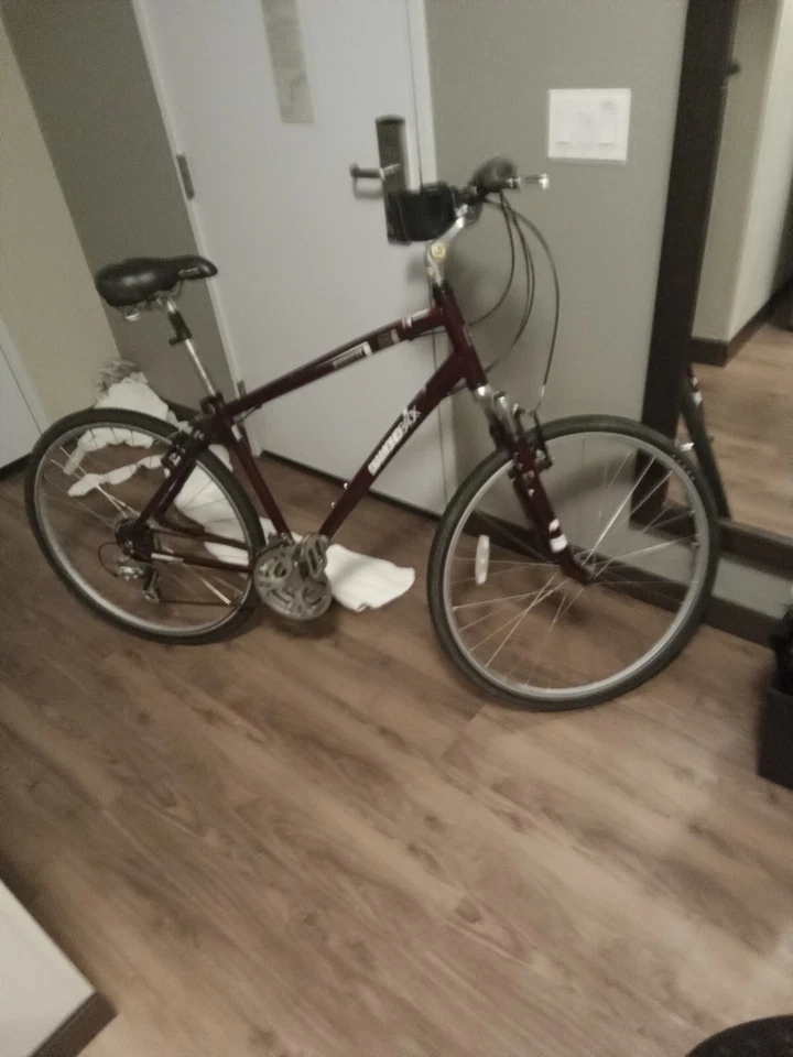 Vintage Diamondback Edgewood LX Mountain/Road Bike - Image 1 of 4