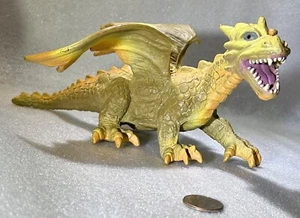 10” MEGAWINGS DRAGON YELLOW + ORANGE PLASTIC FIGURE TOY MAJOR TRADING CO 2005 - Picture 1 of 10