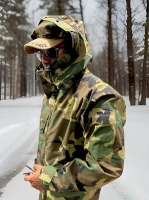 Chaqueta Parka Gortex Clima Frío WL Camuflada (Pequeña Reg NSN: 8415-01-228-1312) Nueva Foto 1 de 4