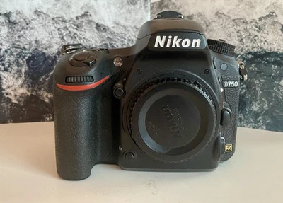 Nikon D750 DSLR-Kamera - Nur Gehäuse - Bild 1 von 4