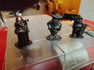 Lotto Cavalieri E Dame in Piombo  - Foto 1 di 6