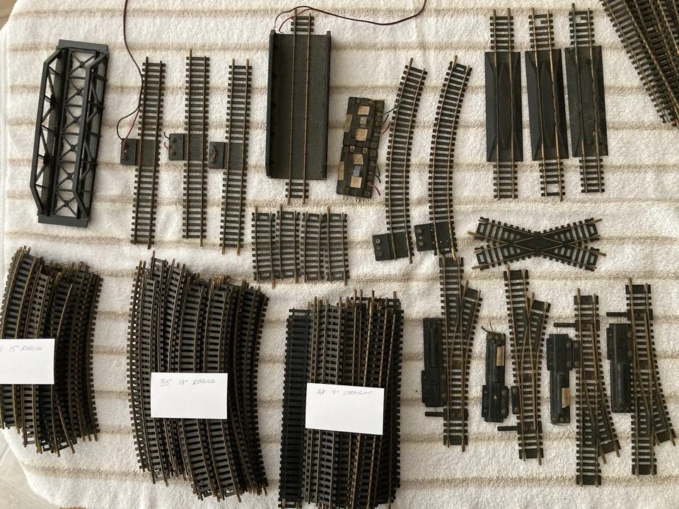 Vintage Atlas HO Scale Train Track Lot Of  100 Curves, Straights, Turnouts, more - Image 1 of 4