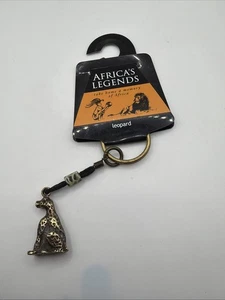 Neu mit Etikett Vintage afrikanischer Messing Leopard Schlüsselanhänger mit Perlenakzent Africa’s Legends - Bild 1 von 10