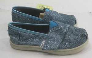 TOMS 340514 GLITTLER BLUE CLASSIC ROUND TOE TODDLER size 9 T - Picture 1 of 8