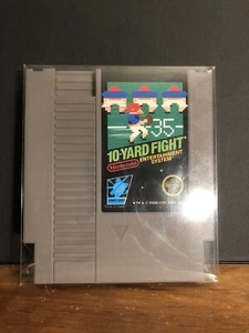 🔥10-Yard Fight-Nintendo 1985-TESTED/WORKS-NES Game W/ Protective Case🔥 - Picture 1 of 4