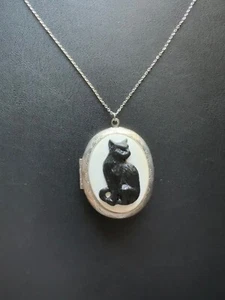 Medallón colgante camafeo gato negro retro tono plata ovalado foto medallón collar 24"" - Imagen 1 de 7