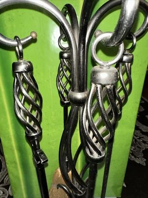 Juego de herramientas de chimenea giratoria Swirl Resistente Foto 1 de 4