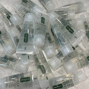 Lot of 23 Clinique Dramatically Different Hydrating Jelly .5 oz/15 mL each - Picture 1 of 3