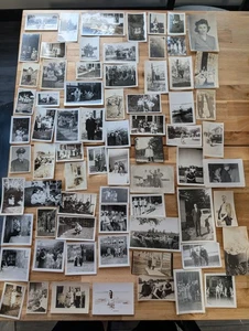 LOTTO DI 70 FOTOGRAFIE ORIGINALI CASUALI VINTAGE BIANCO E NERO ISTANTANEE - Foto 1 di 10