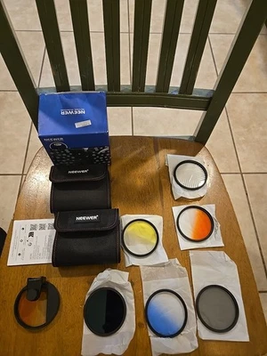 NEEWER 67mm ND2 ND4 ND8 UV CPL FLD Filter & Lens Accessories Kit READ - Image 1 of 4