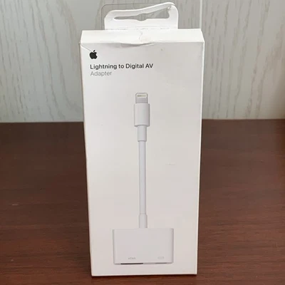 Genuine Apple Lightning to Digital AV Adapter (HDMI) (MW2P3AM/A) - White NEW - Image 1 of 4