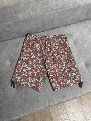 Calça Curta Masculina Vintage Nike Cargo Baggy Y2K Estilo Militar Tamanho M Cinza Rosa - Imagem 1 de 4