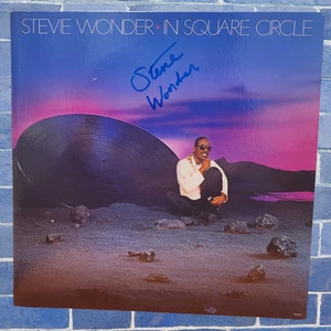 Stevie Wonder | signed lp | In Square Circle - Picture 1 of 2