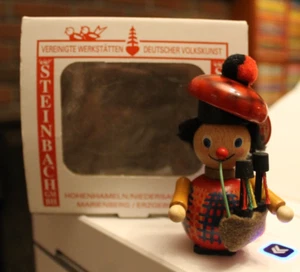 STEINBACH ~ Dudelsackfänger ~ handgefertigter Christbaumschmuck aus Holz - Bild 1 von 1