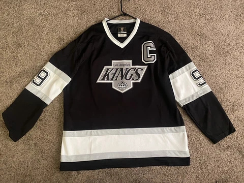 Wayne Gretzkey Los Angeles Kings Fanatics Jersey Cover