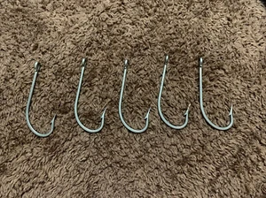 Vintage O. Mustad & Son 10/0 Hooks Qty 5 - Picture 1 of 5