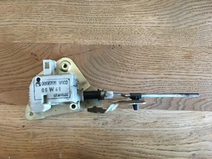 Smart 450 ForTwo Stellmotor für Tankklappe Schloss  0008705V003 - Picture 1 of 2
