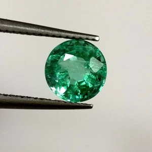 1.03ct Natural Emerald round 6.4mm size beautiful mint green top luster gemstone - Picture 1 of 3