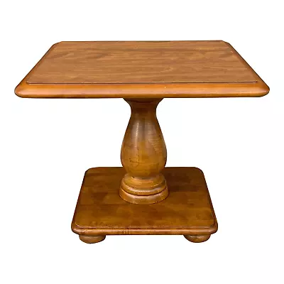 1970s Ethan Allen Heirloom Nutmeg Maple Square Side / Bunching Table (10-8642P) - Image 1 of 4