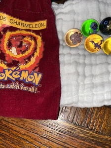 Vintage Pokemon Charmeleon Velvet Pouch & Marbles Lot 5 Mix Marbles Lot Clear & Holo - Bild 1 von 8