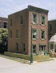 HO KIT DPM Townhouse 3 - Picture 1 of 1