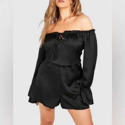 NUEVO CON ETIQUETAS Boohoo Negro Satinado Volantes Fuera del Hombro Patinador Mono Mameluco Talla 22 P0320 Foto 1 de 4