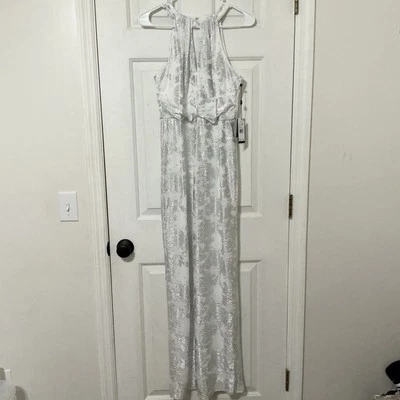 Adrianna Papell Mujer’s 4 Lámina Plateada Malla Plisada Halter Vestido Fiesta Boda Nuevo con Etiquetas Foto 1 de 4